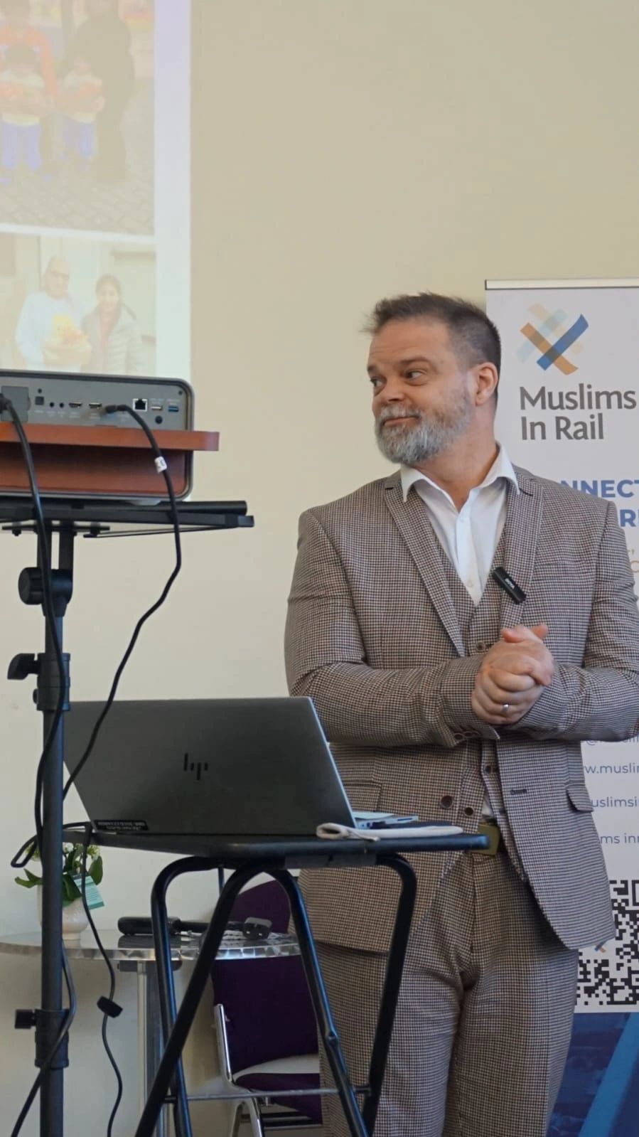 Milton Keynes Discover Ramadan Iftar 2024 - Muslims In Rail